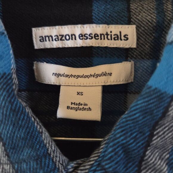 New Men's Long-Sleeve Button Down Tartan Plaid Two-Pocket Flannel Shirt - Picture 3 of 4